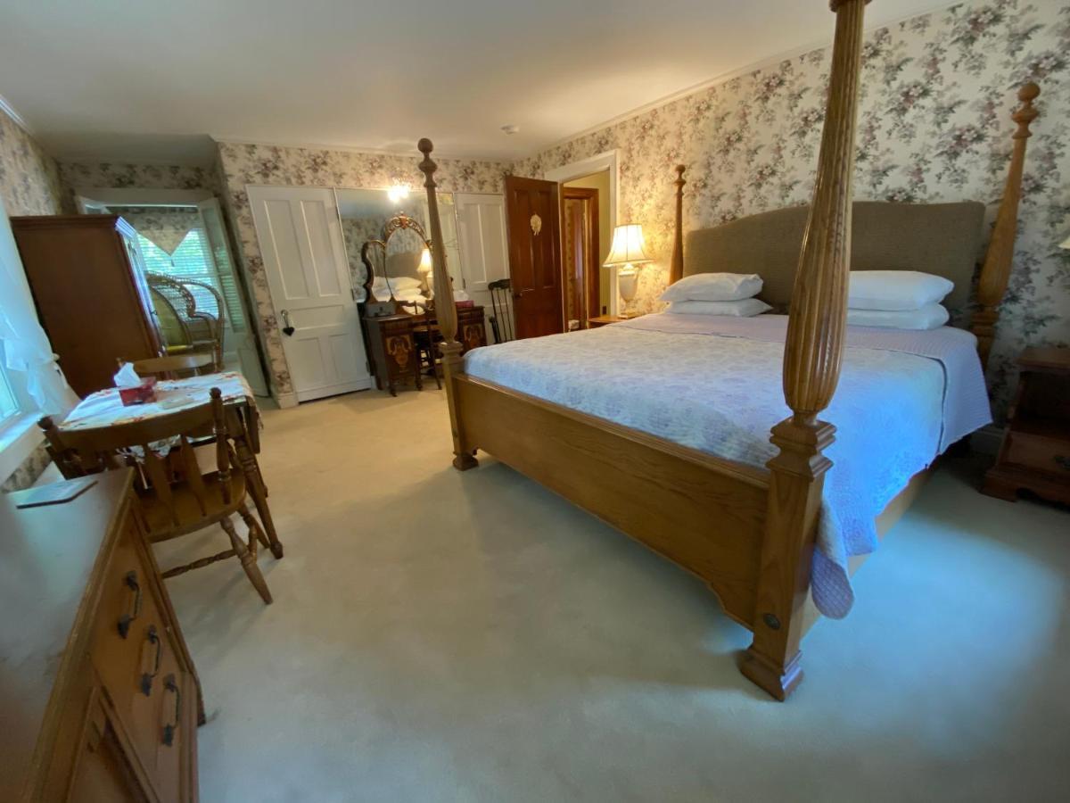 Bernard Gray Hall Bed And Breakfast Niagara-on-the-Lake Exterior foto
